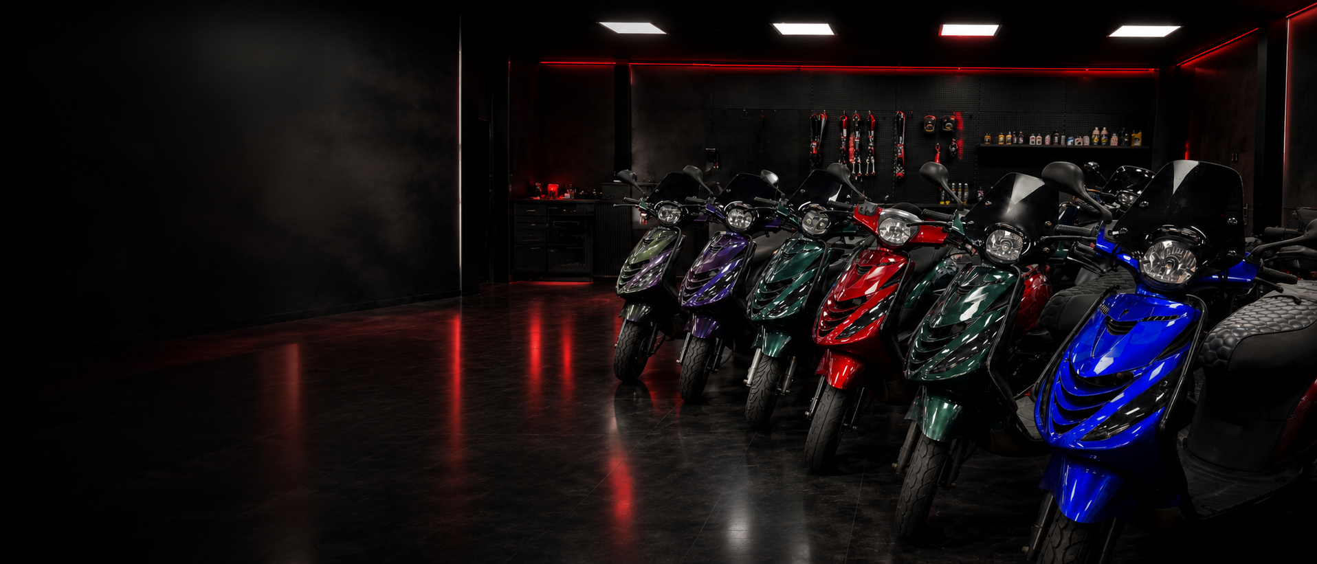 Werkplaats van Megascoot Zoetermeer, RDW erkende scooter- en motorzaak